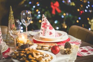 Tendenze arredo Natale 2017: mobili e complementi che rendono magica la casa