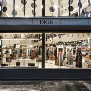 Dior, nuovo pop-up store a Parigi: la collezione Cruise 2018 sarà il focus della boutique