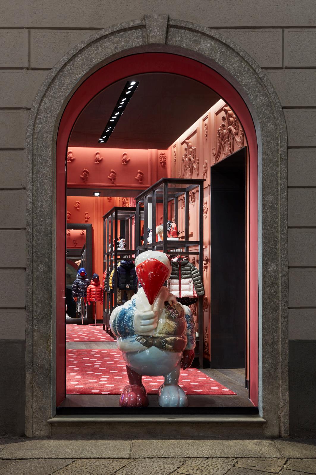 moncler milano via della spiga