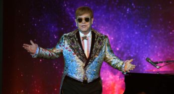 Elton John tour 2018: sarà Gucci a vestire il cantante durante il “Farewell Yellow Brick Road”