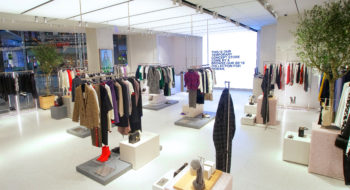 Zara: a Londra il primo pop-up store dedicato agli ordini online