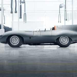 Jaguar, l’iconica D-Type torna a correre: annunciato il riavvio della produzione
