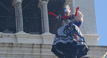 Carnevale di Venezia 2018: il Volo dell’Angelo di Elisa Costantini su Piazza San Marco