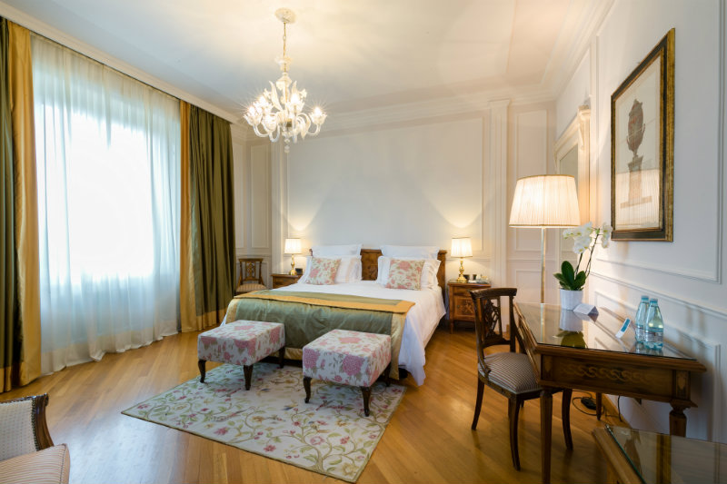 suite villa cortine palace