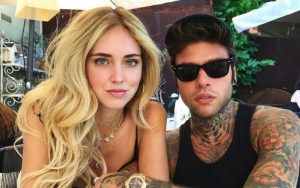 Fedez furioso con Costantino della Gherardesca: tweet offensivo (poi rimosso) contro Chiara Ferragni