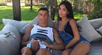 Cristiano Ronaldo Juve: in vacanza a Mykonos con l’elicottero pronto per volare a Torino