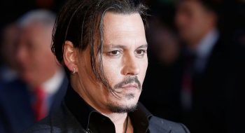 Johnny Depp new look: l’attore (di nuovo) irriconoscibile, ecco come si è mostrato al pubblico