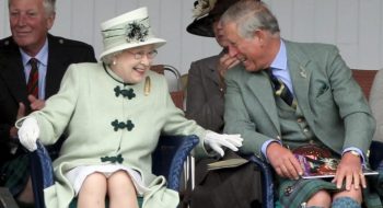 Quel dettaglio hot sulla Regina Elisabetta II che sorprende tutti: rivelazioni senza freni