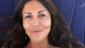 Vacanze vip, Sabrina Ferilli fisico: forme molto morbide per l’attrice a Ischia(FOTO)