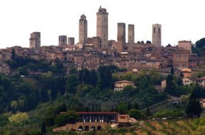 Idee viaggi, vacanze in Toscana: alla scoperta di San Giminiano e le sue torri medievali