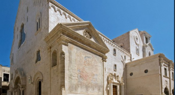 Idee viaggio, vacanze in Puglia, Bisceglie e il suo tesoro : il dolmen ‘La Chianca’