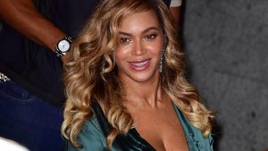 Beyoncé accusata di stregoneria e molestie: ex batterista la porta in tribunale