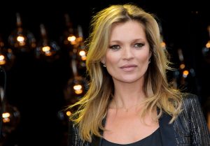 Kate Moss sorella: Lottie si spoglia e le sue foto sono da urlo! Gli scatti sexy