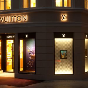 Louis Vuitton alla ricerca di un industrial controller in Toscana