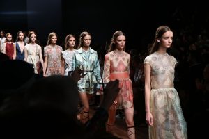 Valentino, la maison di fama internazionale, alla ricerca di personale in Italia e in Europa