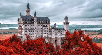 Neuschwanstein, il castello delle fiabe esiste davvero e si trova nel sud della Baviera