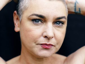 Sinead OʼConnor si è convertita all’Islam: l’incredibile trasformazione e il nuovo nome (FOTO)