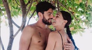 Ignazio Moser bacia un’altra donna: Cecilia Rodriguez è stata tradita? Le foto esclusive