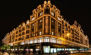 Harrods opportunità di lavoro: vi piacerebbe lavorare nel Regno Unito?