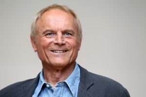 Terence Hill: «Ho avuto un’infanzia difficile, a Dresda camminavo sotto le bombe della guerra!»
