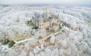 Hannover, il principe vende il famoso castello in Germania per un euro