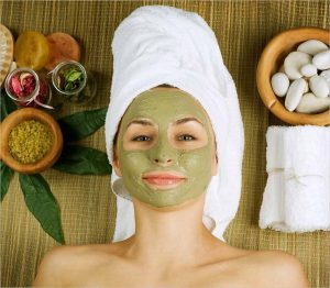 Beauty routine casalinga: le migliori maschere fai da te