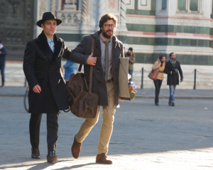 “La casa di carta 3” le riprese a Firenze: fan in delirio in Piazza Duomo