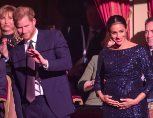 Meghan Markle abito da vera principessa, ma i sandali rivelano un difetto fisico imbarazzante