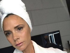 Victoria Beckham il segreto della sua bellezza: una crema a base di sangue da 1400 euro