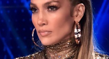 Jennifer Lopez senza trucco: la foto fa impazzire i followers