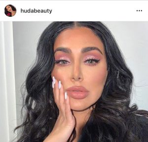 Come realizzare un trucco impeccabile? Ve lo insegna la makeup artist Huda Kattan su Instagram