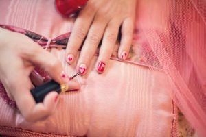 San Valentino: rosa e rosso per una nail art super romantica