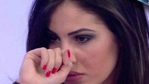 Giulia De Lellis colpisce ancora su Instagram: il look è “bollente”