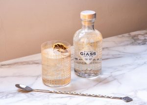 GIASS, il primo London Dry Gin milanese al Milano White Spirits Festival