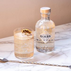 GIASS, il primo London Dry Gin milanese al Milano White Spirits Festival