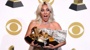 Le acconciature dei Grammy Awards 2019, parole d’ordine: simplicity and sophistication