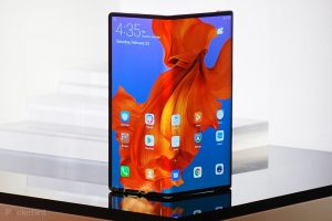 Huawei Mate X: grande, con lo schermo flessibile e… costosissimo!