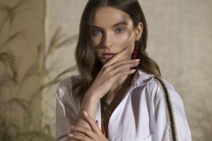 Tendenze unghie estate 2019: minimal, fluo e grandi classici