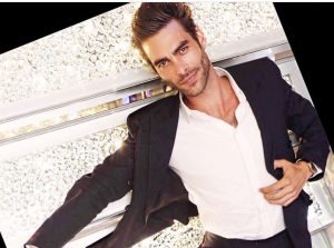 Jon Kortajarena, uomo dell’anno: il super modello dal cuore ambientalista