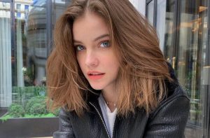 Barbara Palvin è ufficialmente un “Angelo di Victoria’s Secret”