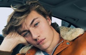 Lucky Blue Smith: super modello e padre premuroso