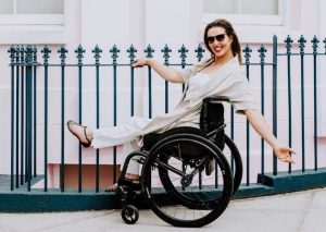 Samanta Bullock e la disabilità: una collezione moda veramente inclusiva