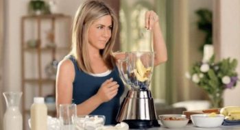 Cosa mangia Jennifer Aniston? Tutti i segreti dell’attrice della porta accanto