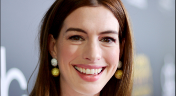 Colpi di testa: il taglio da urlo di Anne Hathaway