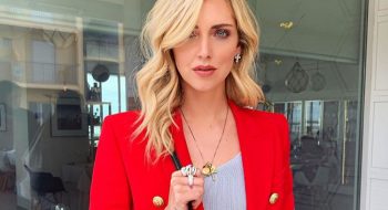 Chiara Ferragni gioielli: l’influencer sfoggia un anello tempestato di diamanti