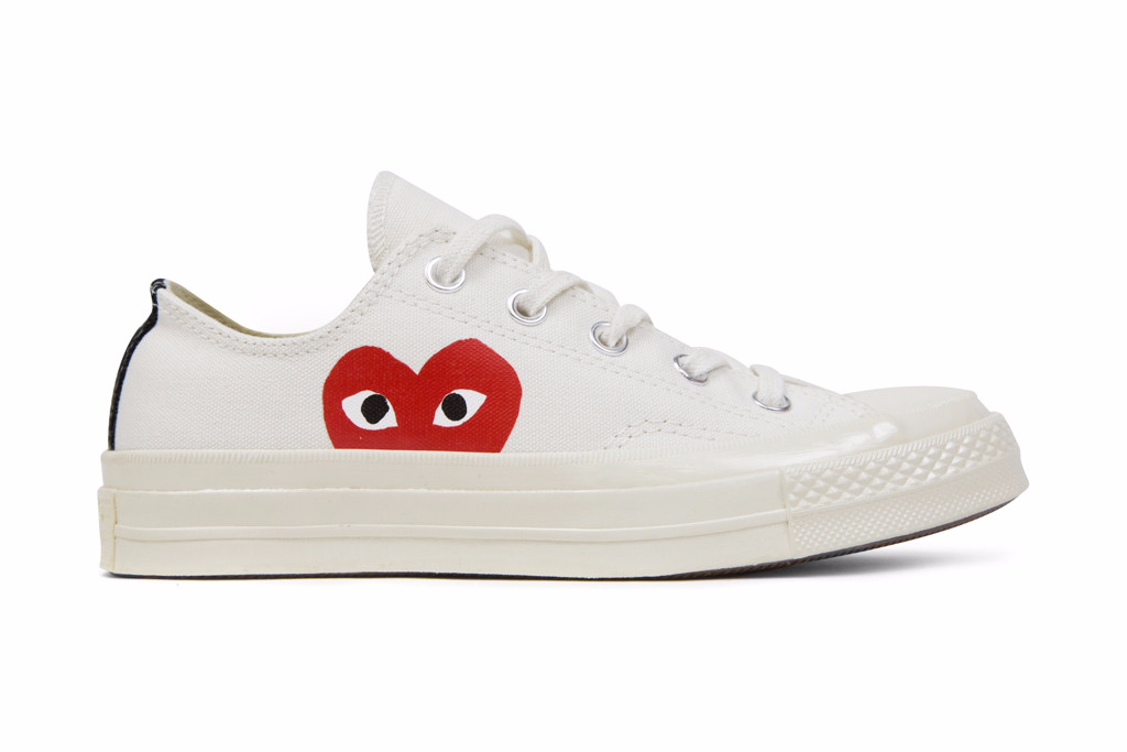 COMME des GARÇONS x Converse: le sneakers coi cuori innamorano