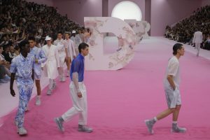 Sfilata Moda Uomo Dior Homme Parigi 2019: tra arte e richiami al passato