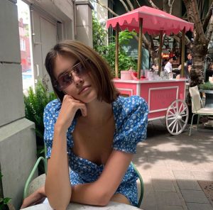 Kaia Gerber taglio di capelli: la modella stupisce tutti con uno short bob