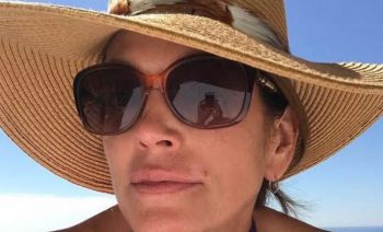 Cindy Crawford: il selfie senza trucco che ha scatenato il web