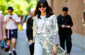 Kimono estate 2019: sostituisce la giacca ed è anche un perfetto mini-dress